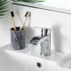 Bristan Invigor Basin Mono Mixer Tap -Crystal Bathware bristan invigor basin mono mixer tap5014868068107 71i bq