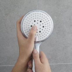 GoodHome Cavally 3-spray Pattern White Chrome Effect Shower Head -Crystal Bathware goodhome cavally 3 spray pattern white chrome effect shower head3663602298915 36i