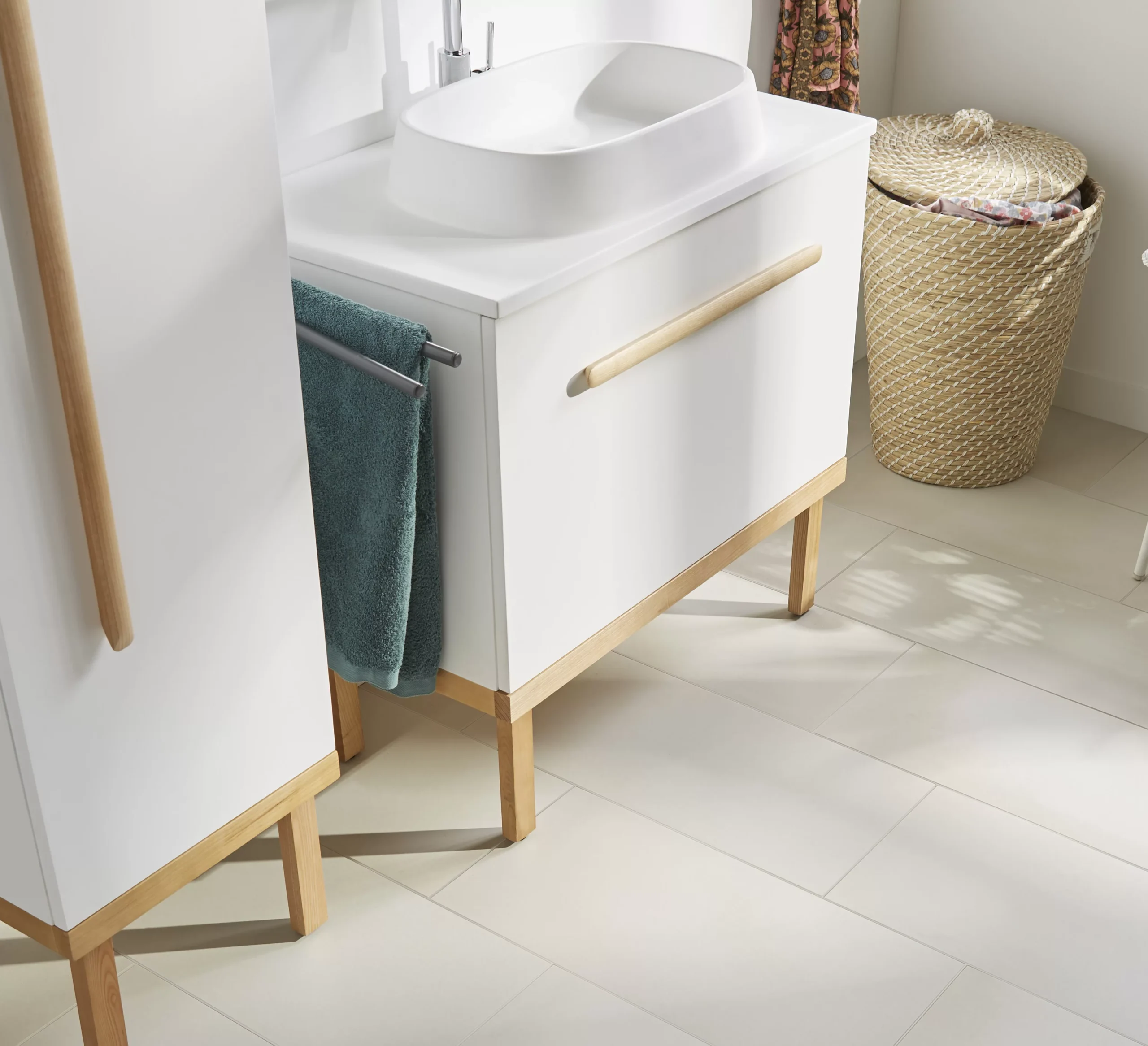 GoodHome Ceara White Oblong Counter-mounted Counter Top Basin (W)80cm 3 GoodHome Ceara White Oblong Counter-mounted Counter Top Basin (W)80cm