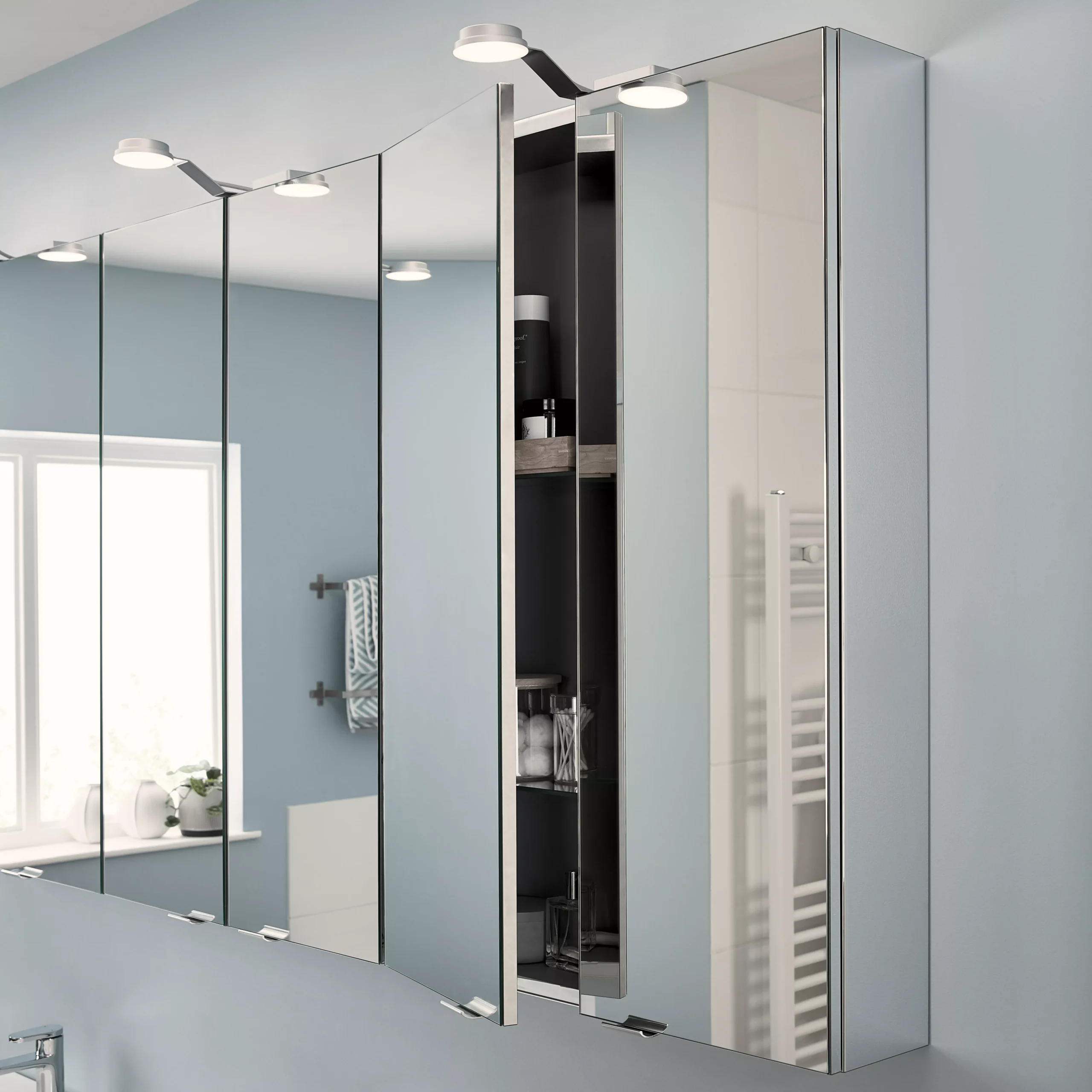 GoodHome Imandra Gloss Non Illuminated Wall-mounted Tall Mirrored Bathroom Cabinet (W)600mm (H)900mm 11 GoodHome Imandra Gloss Non Illuminated Wall-mounted Tall Mirrored Bathroom Cabinet (W)600mm (H)900mm - Image 9