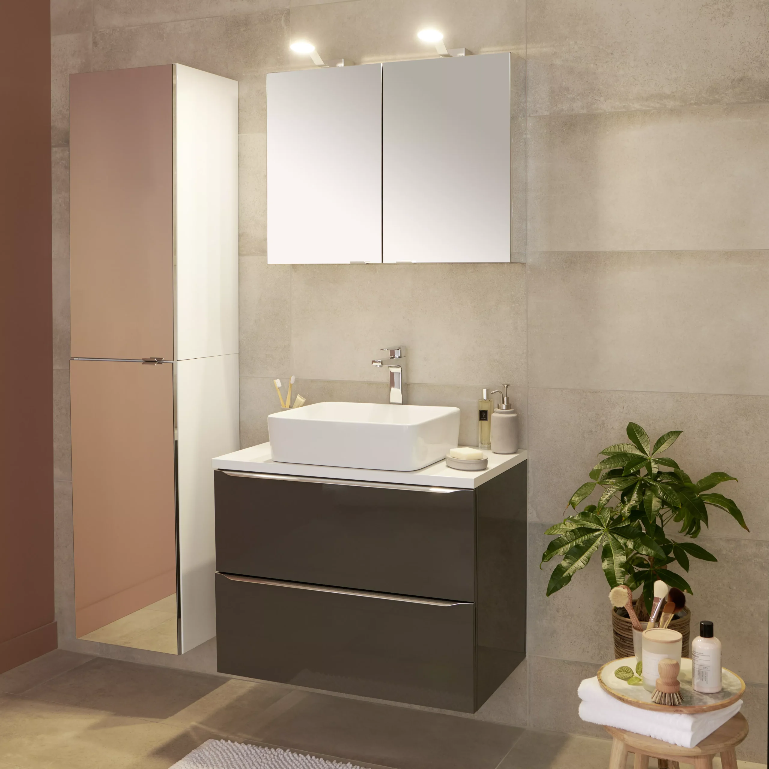 GoodHome Imandra Gloss Silver Wall-mounted Mirrored Bathroom Cabinet (W)400mm (H)900mm 10 GoodHome Imandra Gloss Silver Wall-mounted Mirrored Bathroom Cabinet (W)400mm (H)900mm - Image 8