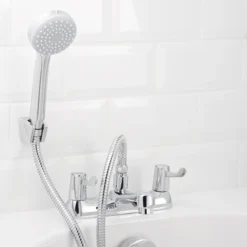 GoodHome Netley Bath Shower Mixer Tap -Crystal Bathware goodhome netley bath shower mixer tap3663602665113 01i