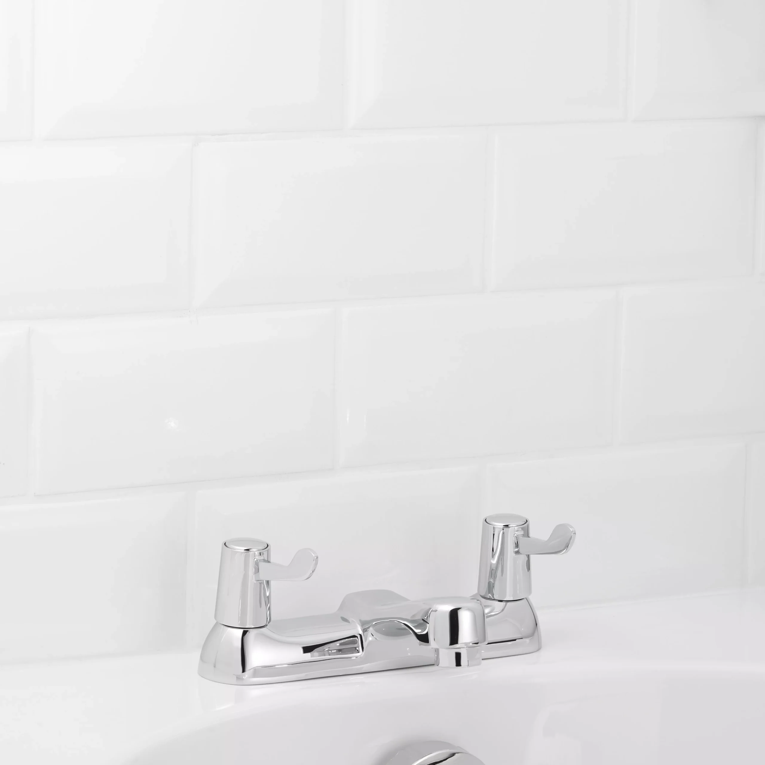 GoodHome Netley Traditional Bath Filler Tap 4 GoodHome Netley Traditional Bath Filler Tap - Image 2