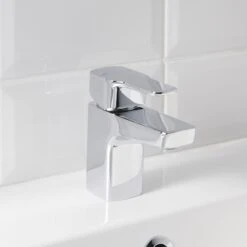 GoodHome Teesta Small Square Deck-mounted Manual Basin Mono Mixer Tap 16 GoodHome Teesta Small Square Deck-mounted Manual Basin Mono Mixer Tap -Crystal Bathware goodhome teesta small square deck mounted manual basin mono mixer tap3663602300366 01i