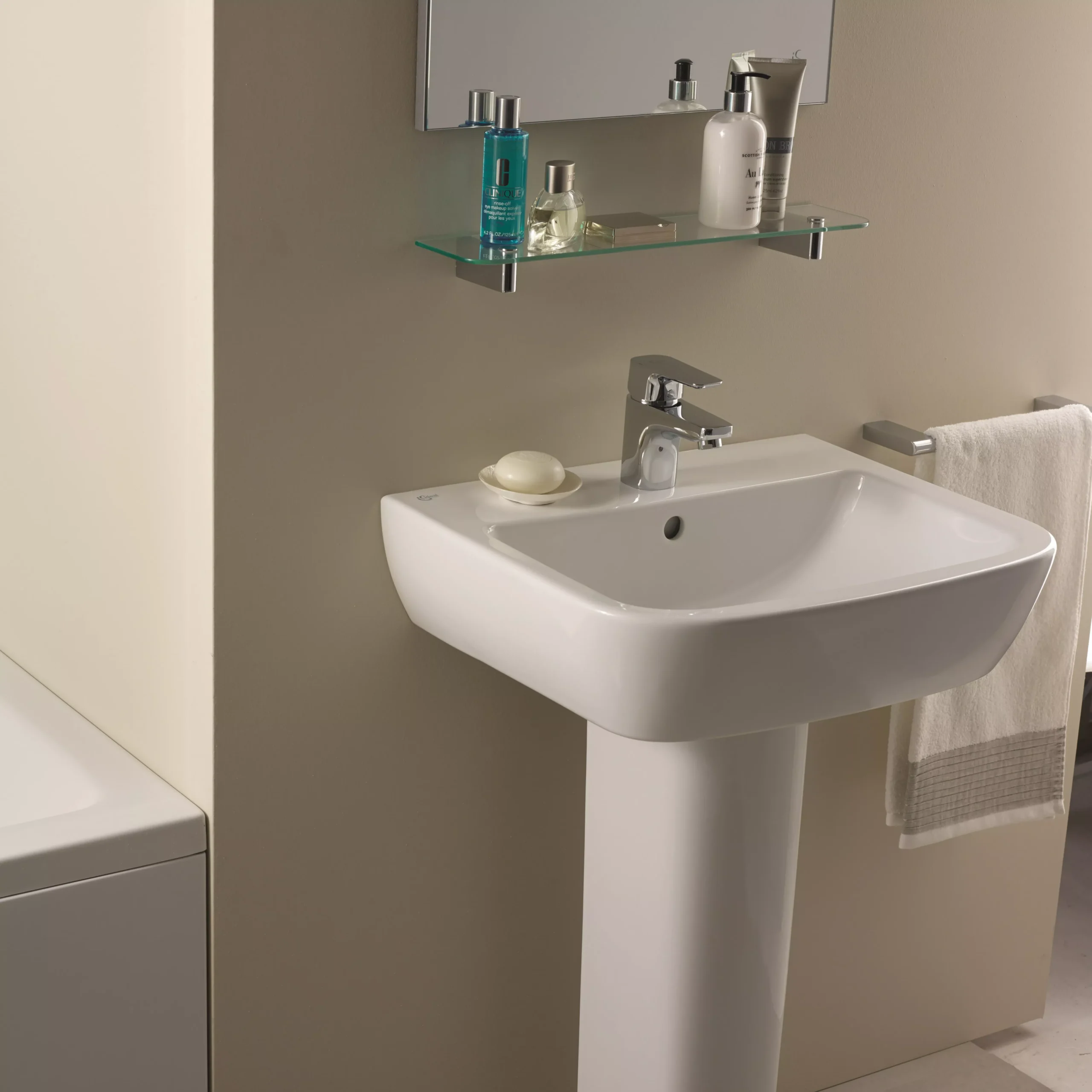 Ideal Standard Tempo Full Pedestal Basin 4 Ideal Standard Tempo Full Pedestal Basin - Image 2