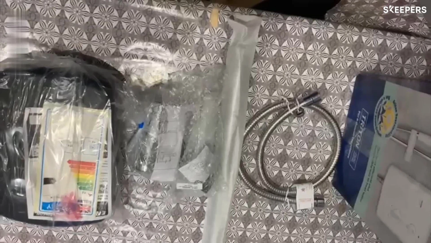 Triton Enrich Black Electric Shower, 10.5kW 4 Triton Enrich Black Electric Shower, 10.5kW - Image 2